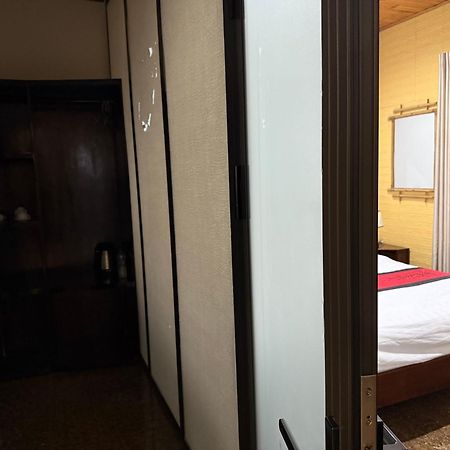 Maison Vu Tri Vien Хюэ Экстерьер фото