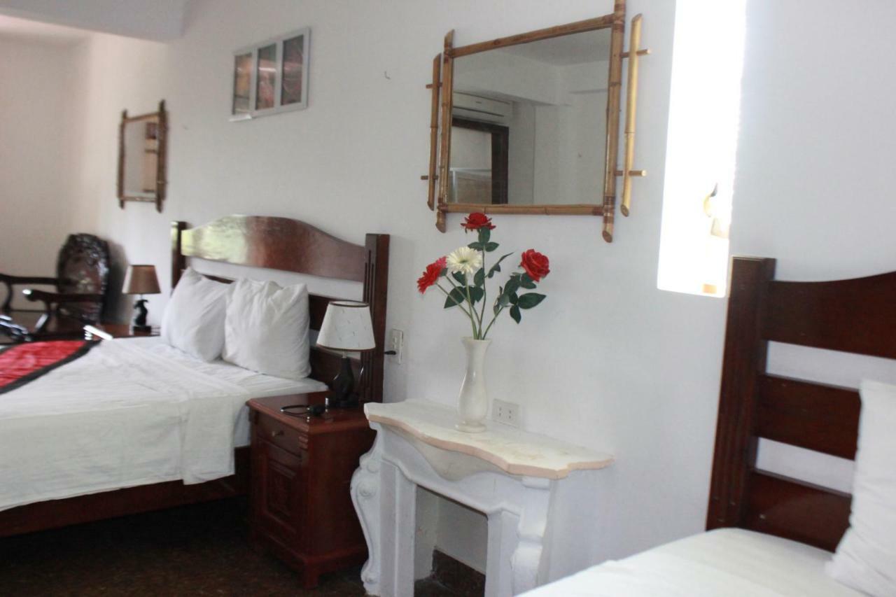 Maison Vu Tri Vien Хюэ Экстерьер фото